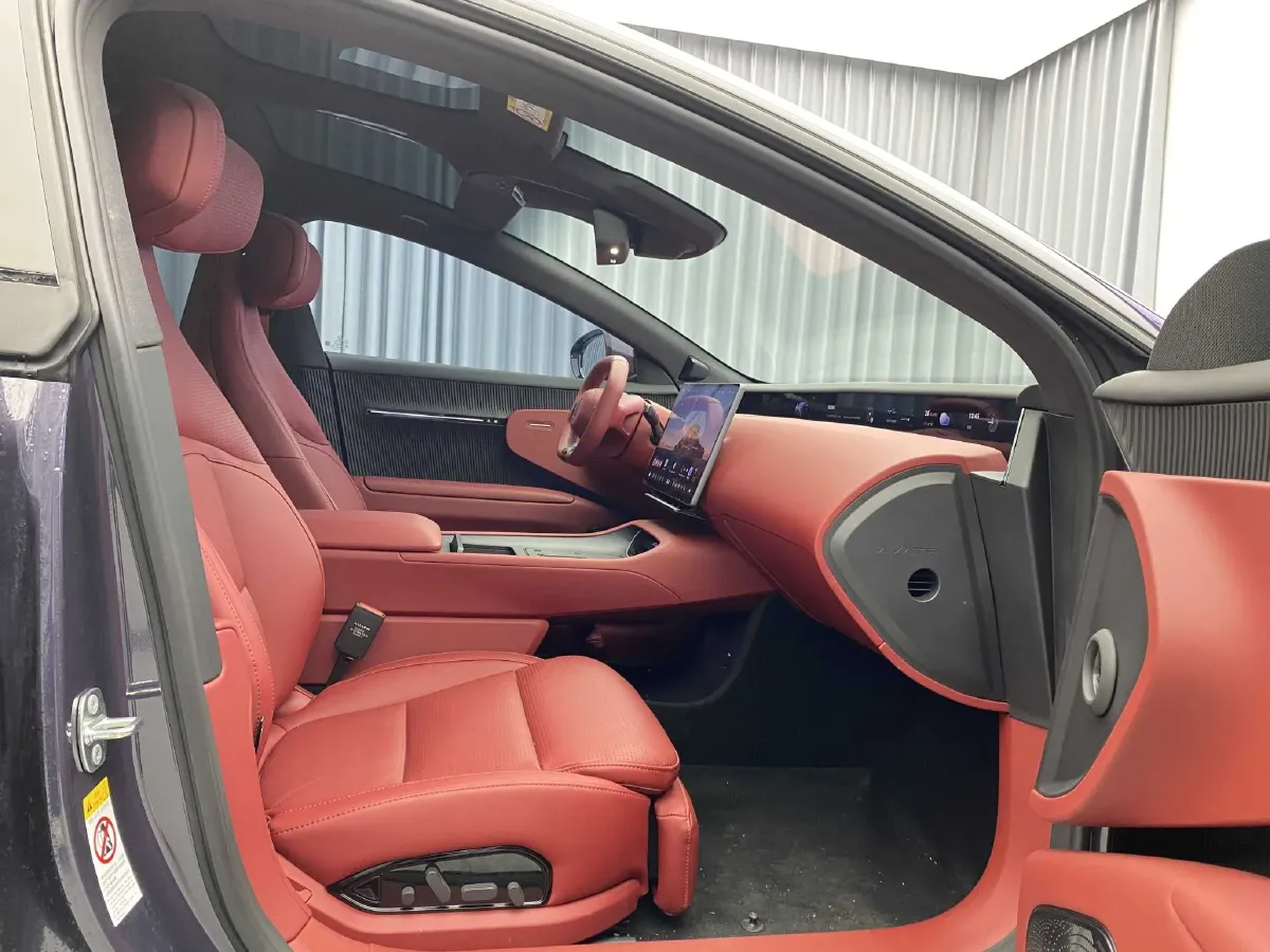 2026 Avatr 12 BEV,autocango,china used car exporter,china ev exporter,chinese used car exporter,chinese used ev exporter