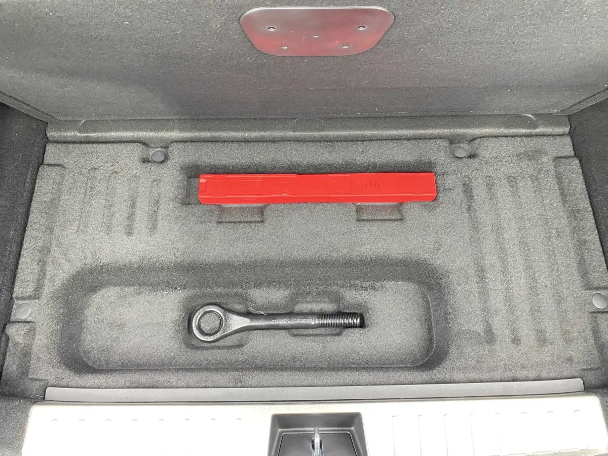 2026 Avatr 12 BEV,autocango,china used car exporter,china ev exporter,chinese used car exporter,chinese used ev exporter