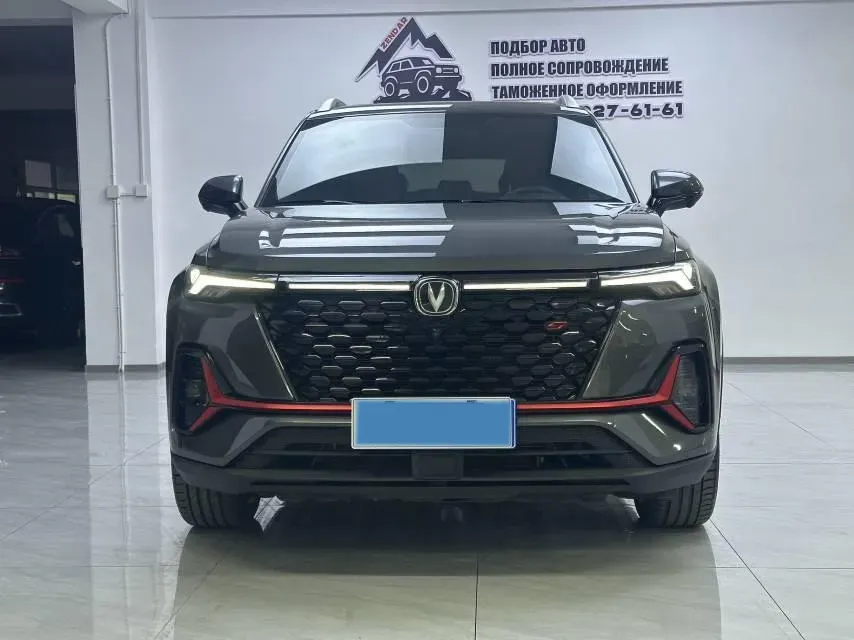 2021 ChangAn CS35 Plus 1.4T 160HP L4 7DCT,autocango,china used car exporter,china ev exporter,chinese used car exporter,chinese used ev exporter
