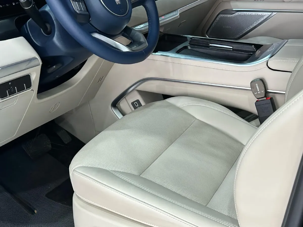 2024 Mercedes-Benz C Class 1.5T 204HP L4 9AT,autocango,china used car exporter,china ev exporter,chinese used car exporter,chinese used ev exporter