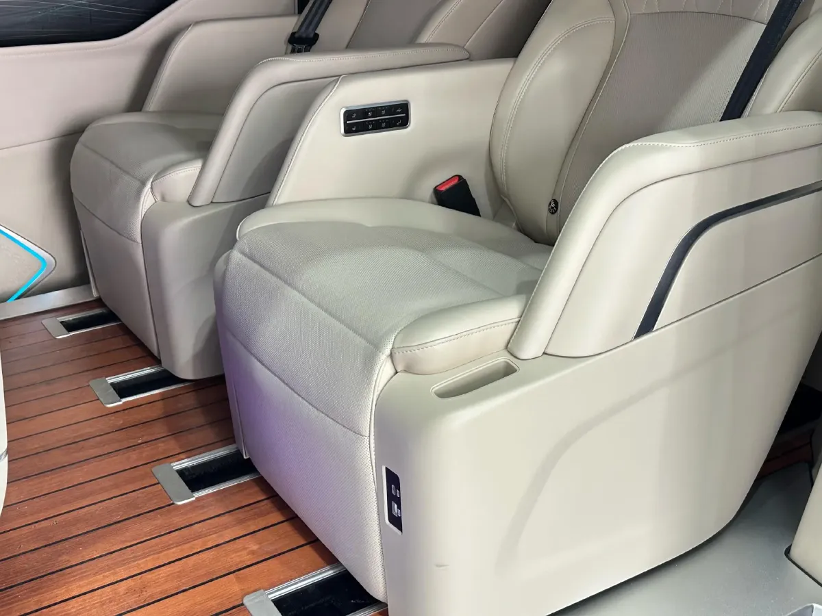 2024 Mercedes-Benz C Class 1.5T 204HP L4 9AT,autocango,china used car exporter,china ev exporter,chinese used car exporter,chinese used ev exporter