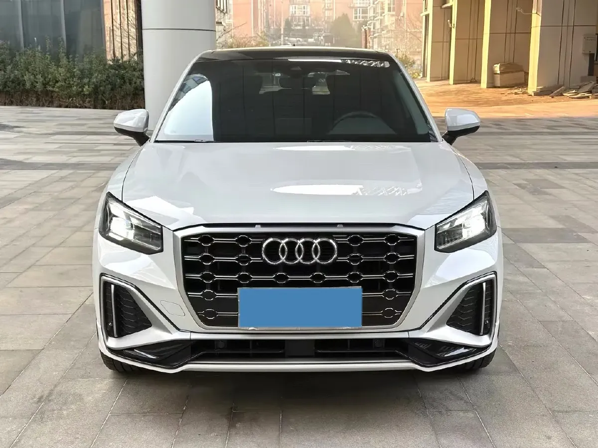 2022 Audi Q2L 1.4T 150HP L4 7DCT,autocango,china used car exporter,china ev exporter,chinese used car exporter,chinese used ev exporter