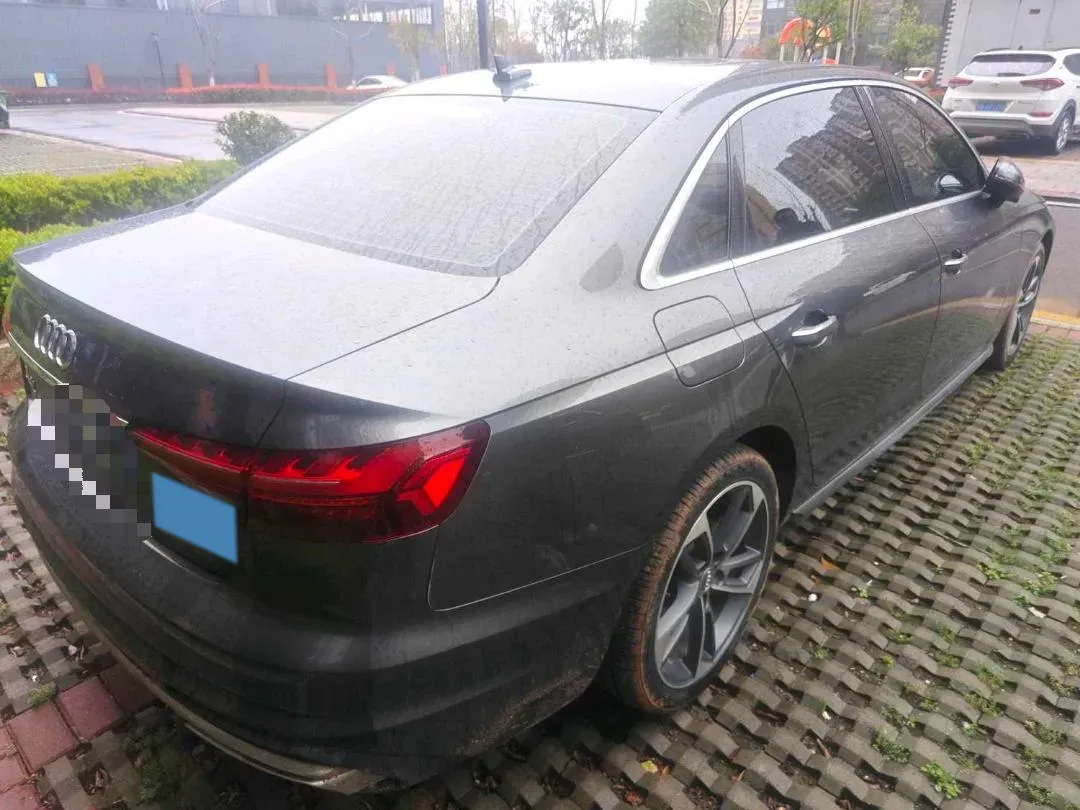 2020 Audi A4L 2.0T 190HP L4 7DCT,autocango,china used car exporter,china ev exporter,chinese used car exporter,chinese used ev exporter