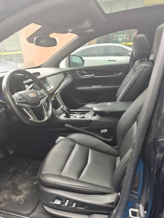 2021 Cadillac XT5 2.0T 237HP L4 9AT,autocango,china used car exporter,china ev exporter,chinese used car exporter,chinese used ev exporter