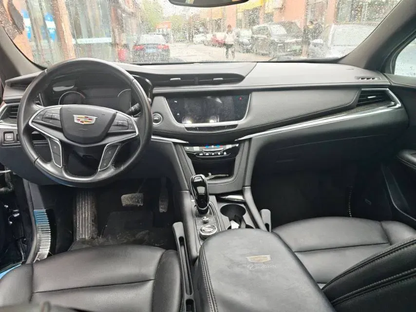 2021 Cadillac XT5 2.0T 237HP L4 9AT,autocango,china used car exporter,china ev exporter,chinese used car exporter,chinese used ev exporter
