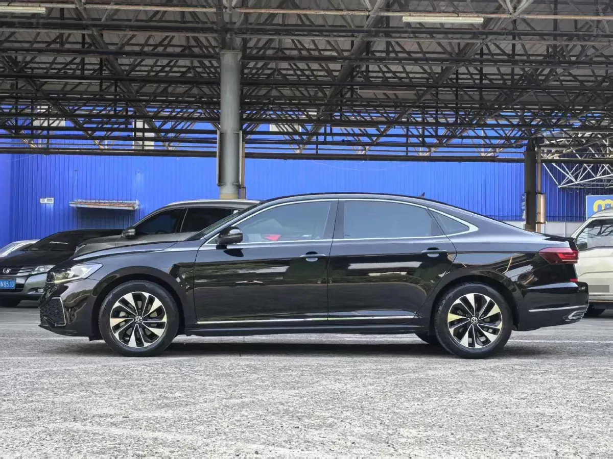 2021 Volkswagen Passat 2.0T 186HP L4 7DCT,autocango,china used car exporter,china ev exporter,chinese used car exporter,chinese used ev exporter