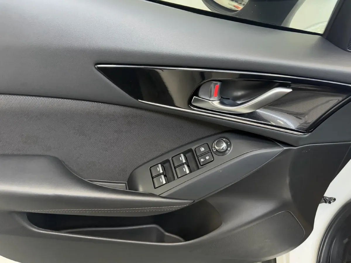 2021 Mazda CX-4 2.0L 158HP L4 6AT,autocango,china used car exporter,china ev exporter,chinese used car exporter,chinese used ev exporter