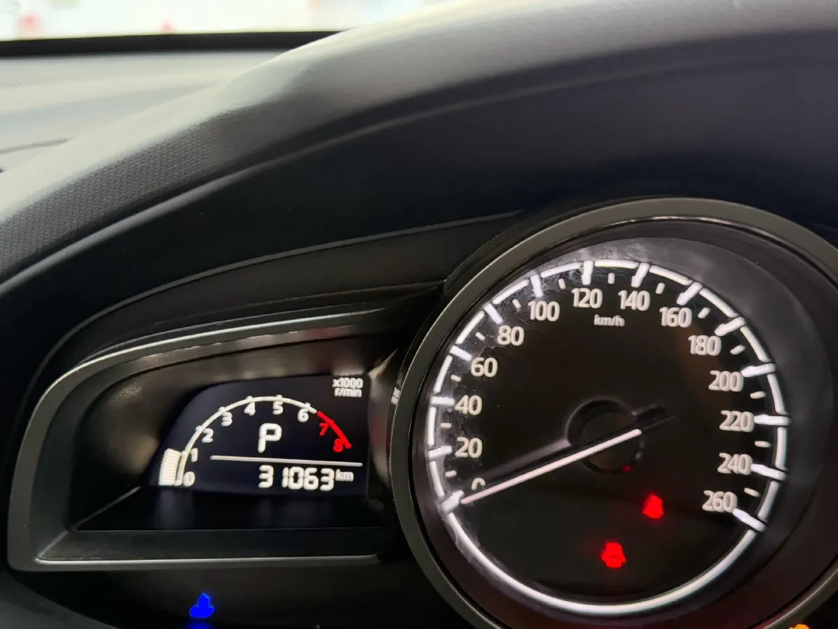 2021 Mazda CX-4 2.0L 158HP L4 6AT,autocango,china used car exporter,china ev exporter,chinese used car exporter,chinese used ev exporter