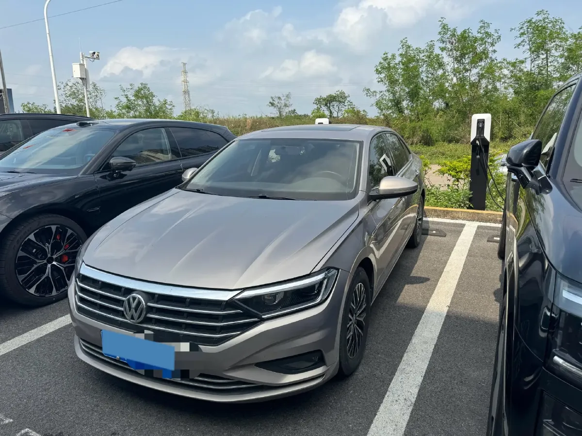 2020 Volkswagen Sagitar 1.4T 150HP L4 7DCT,autocango,china used car exporter,china ev exporter,chinese used car exporter,chinese used ev exporter