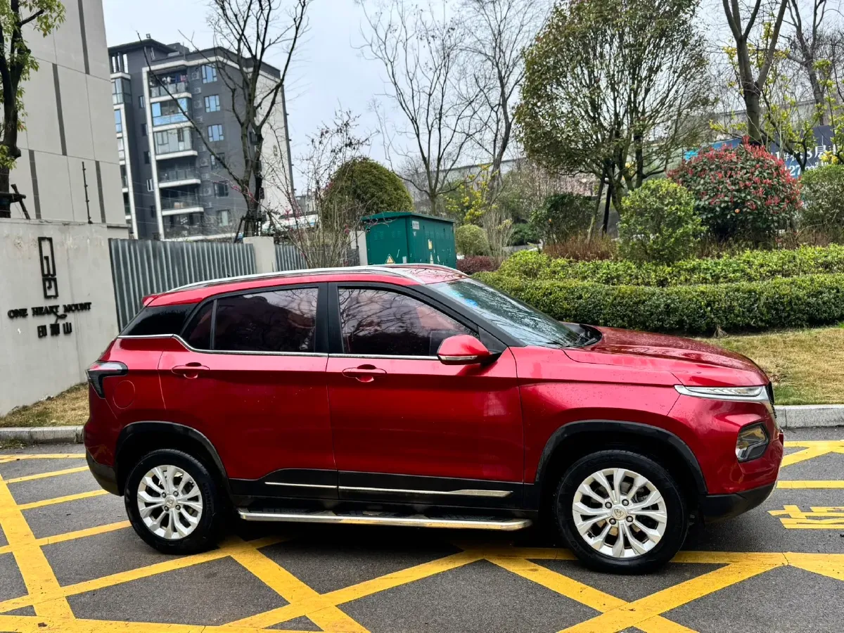 2019 BaoJun 530 1.5T 151HP L4 CVT,autocango,china used car exporter,china ev exporter,chinese used car exporter,chinese used ev exporter