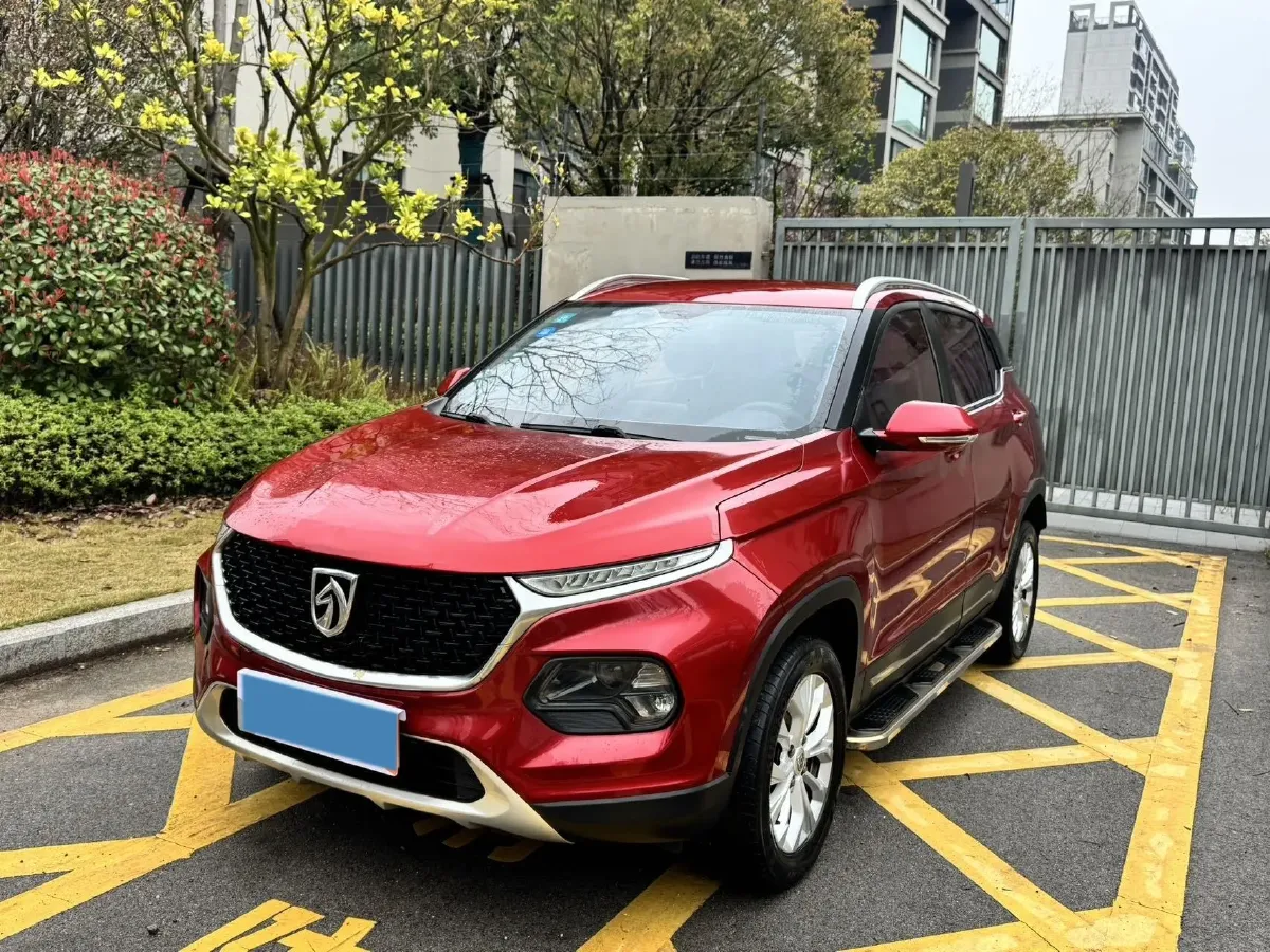 2019 BaoJun 530 1.5T 151HP L4 CVT,autocango,china used car exporter,china ev exporter,chinese used car exporter,chinese used ev exporter