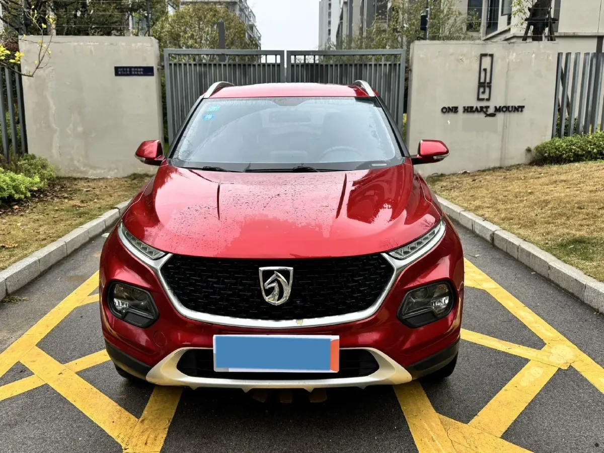 2019 BaoJun 530 1.5T 151HP L4 CVT,autocango,china used car exporter,china ev exporter,chinese used car exporter,chinese used ev exporter