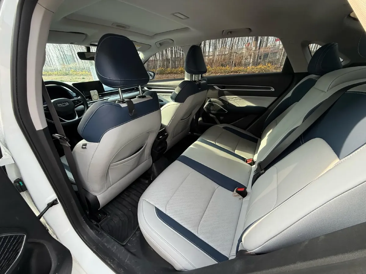 2022 Geely Emgrand 1.5L 114HP L4 CVT,autocango,china used car exporter,china ev exporter,chinese used car exporter,chinese used ev exporter