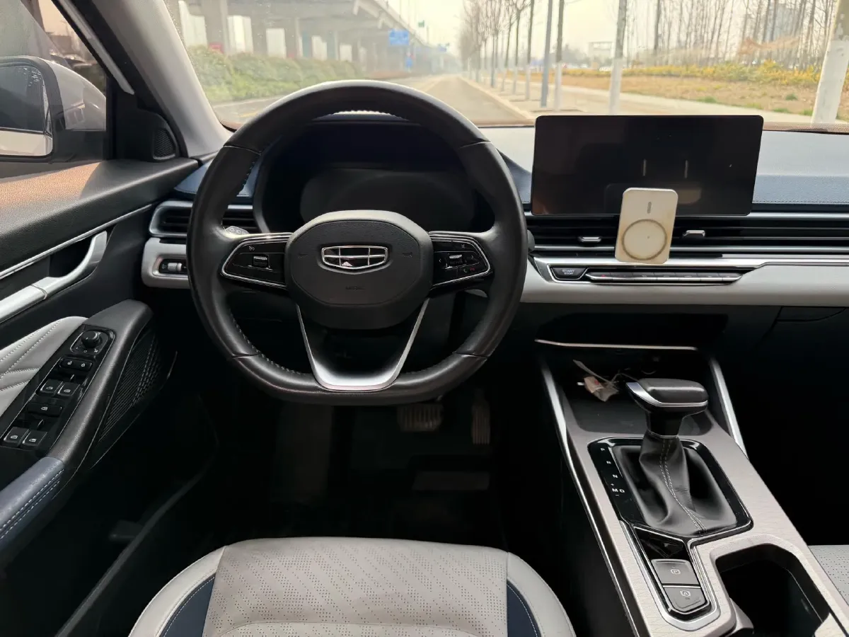 2022 Geely Emgrand 1.5L 114HP L4 CVT,autocango,china used car exporter,china ev exporter,chinese used car exporter,chinese used ev exporter