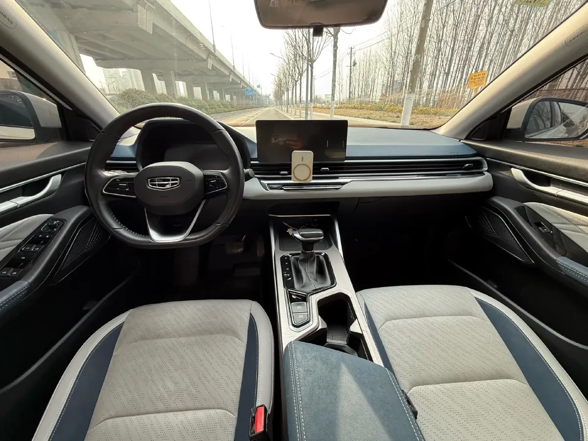 2022 Geely Emgrand 1.5L 114HP L4 CVT,autocango,china used car exporter,china ev exporter,chinese used car exporter,chinese used ev exporter