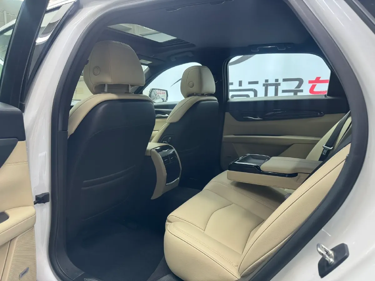 2020 Cadillac CT6 2.0T 241HP L4 10AT,autocango,china used car exporter,china ev exporter,chinese used car exporter,chinese used ev exporter