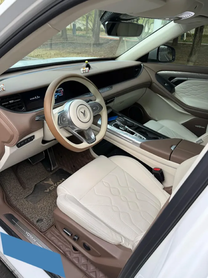 2021 Voyah FREE Range Extended 109HP REEV 33KWH,autocango,china used car exporter,china ev exporter,chinese used car exporter,chinese used ev exporter