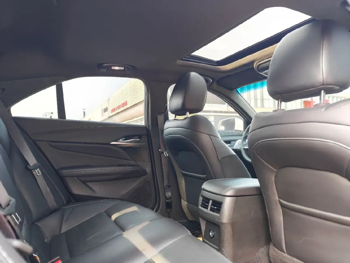 2023 Cadillac CT4 1.5T 211HP L4 8AT,autocango,china used car exporter,china ev exporter,chinese used car exporter,chinese used ev exporter