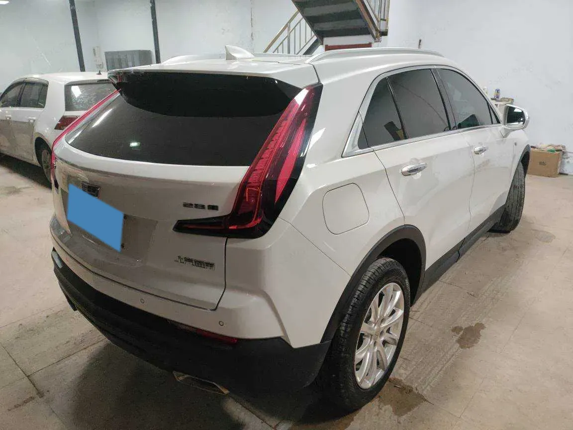 2020 Cadillac XT4 2.0T 237HP L4 9AT,autocango,china used car exporter,china ev exporter,chinese used car exporter,chinese used ev exporter