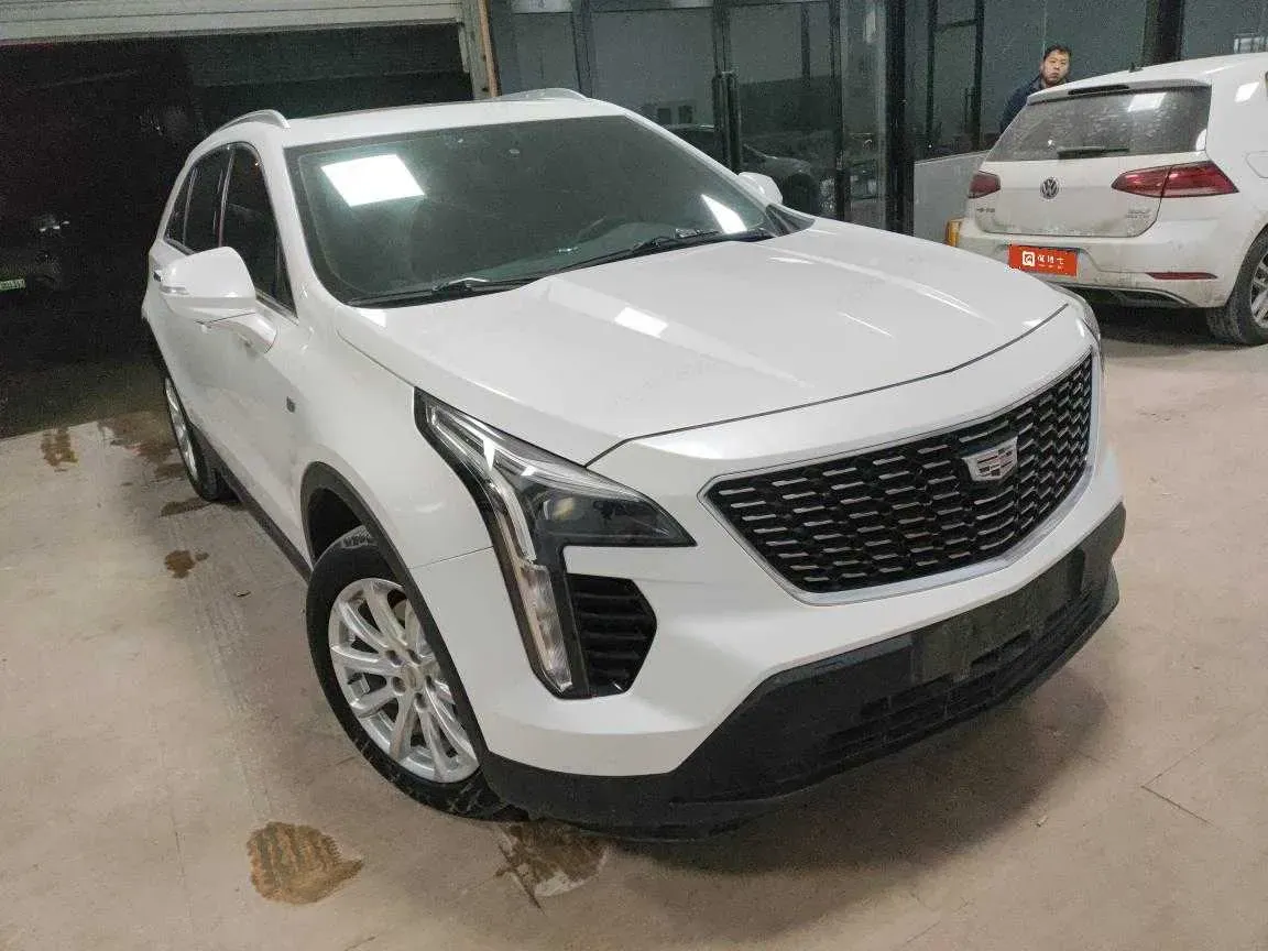 2020 Cadillac XT4 2.0T 237HP L4 9AT,autocango,china used car exporter,china ev exporter,chinese used car exporter,chinese used ev exporter