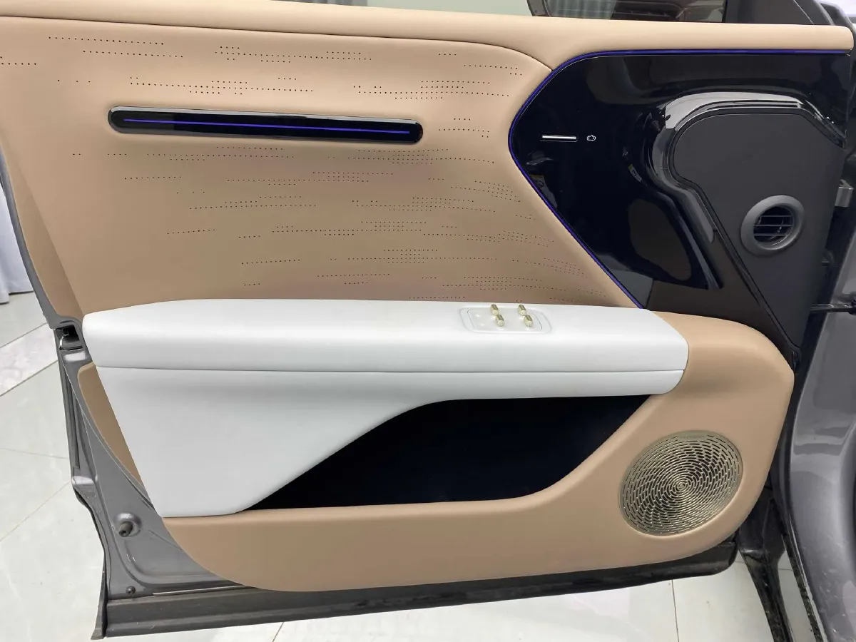 2024 Avatr 07 BEV 82.16KWH,autocango,china used car exporter,china ev exporter,chinese used car exporter,chinese used ev exporter