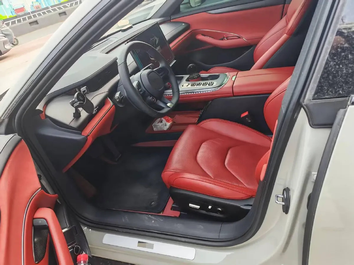 2024 MI SU7 BEV 73.6KWH,autocango,china used car exporter,china ev exporter,chinese used car exporter,chinese used ev exporter