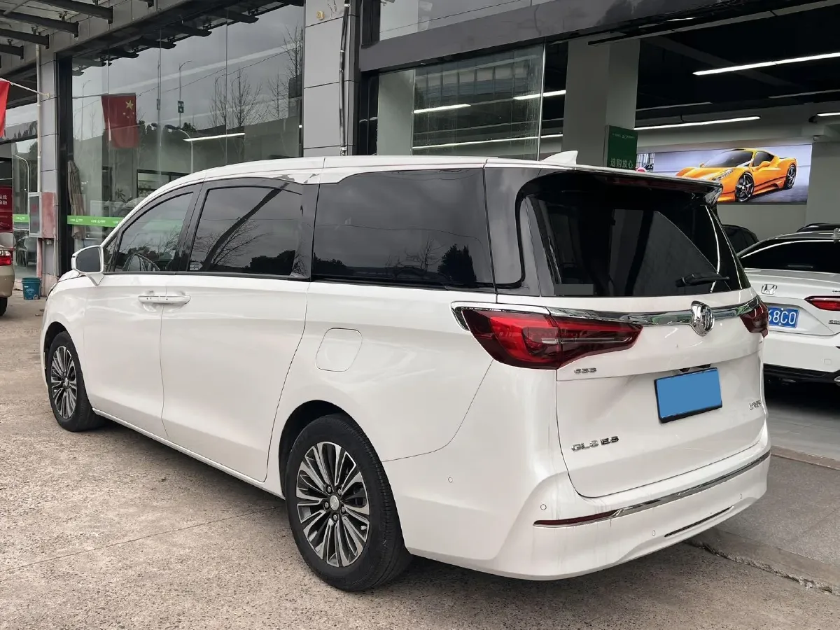 2021 Buick GL8 2.0T 237HP L4 9AT,autocango,china used car exporter,china ev exporter,chinese used car exporter,chinese used ev exporter