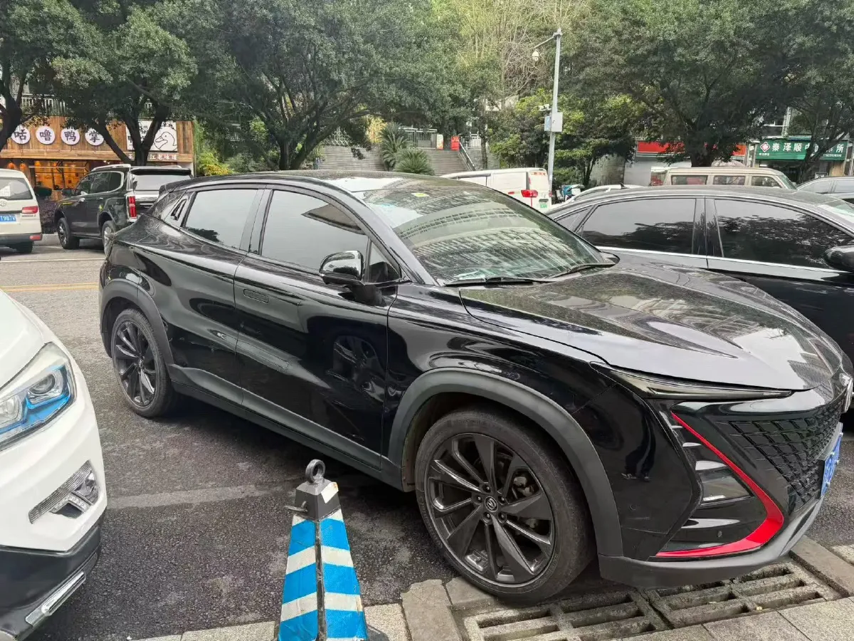 2020 ChangAn UNI-T 1.5T 180HP L4 7DCT,autocango,china used car exporter,china ev exporter,chinese used car exporter,chinese used ev exporter