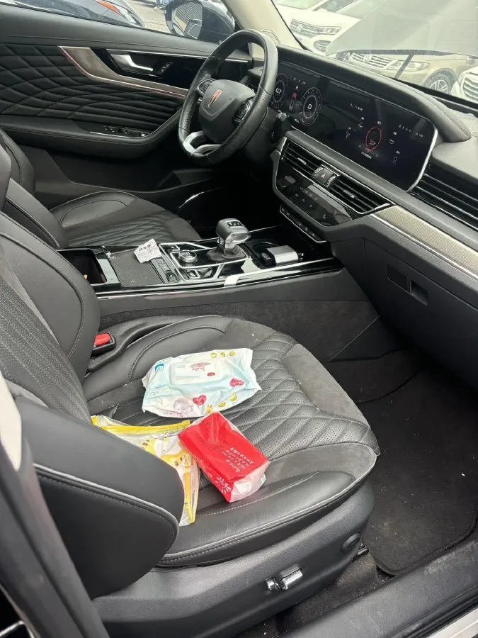 2022 HongQi HS5 2.0T 224HP L4 6AT,autocango,china used car exporter,china ev exporter,chinese used car exporter,chinese used ev exporter