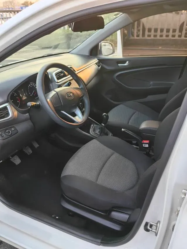 2020 Hyundai Reina 1.4L 95HP L4 5MT,autocango,china used car exporter,china ev exporter,chinese used car exporter,chinese used ev exporter