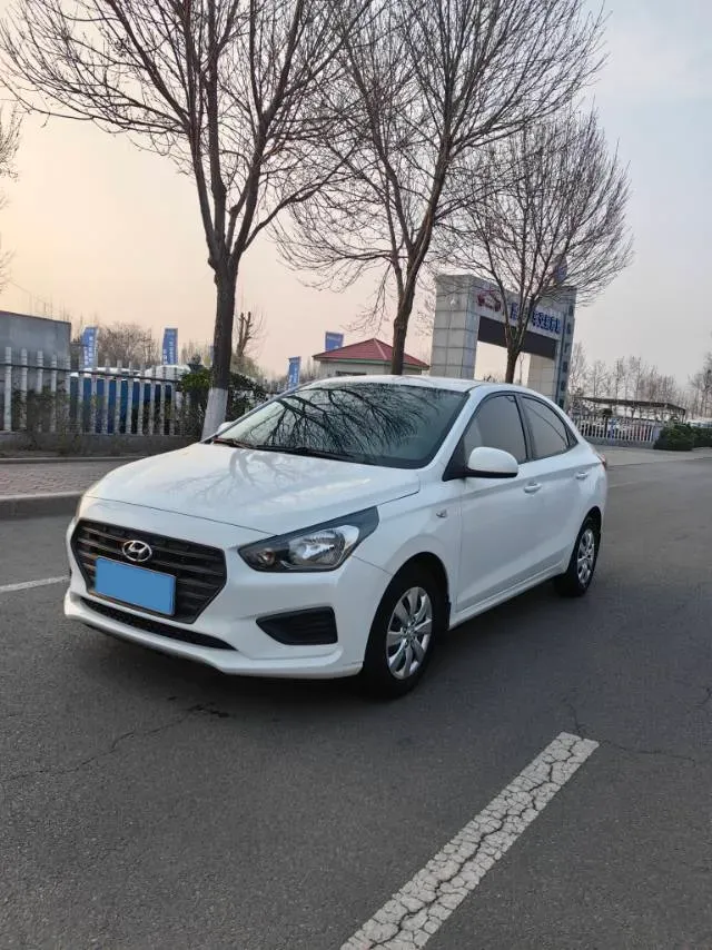 2020 Hyundai Reina 1.4L 95HP L4 5MT,autocango,china used car exporter,china ev exporter,chinese used car exporter,chinese used ev exporter