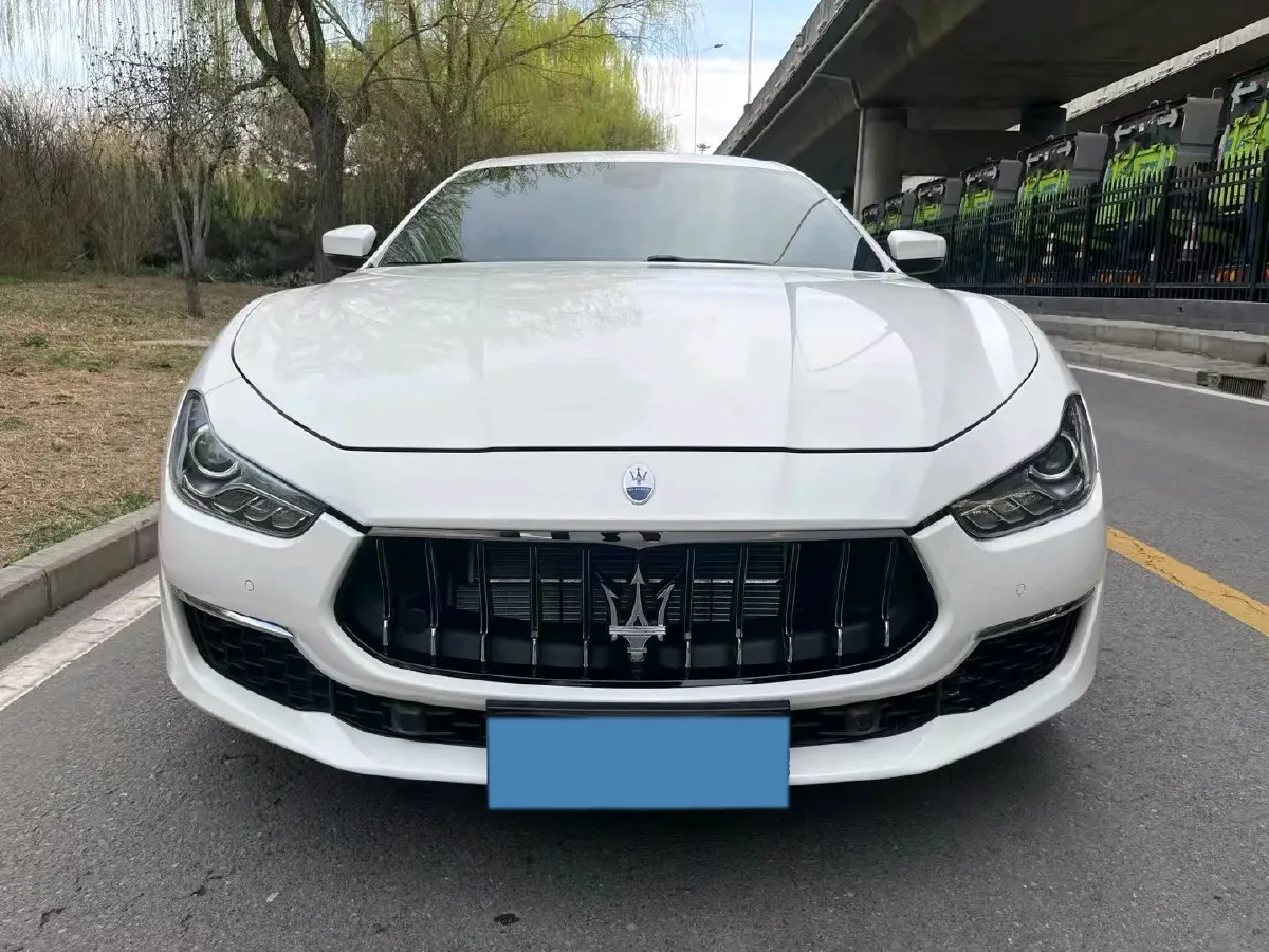 2022 Audi Q7 2.0T 245HP L4 8AT,autocango,china used car exporter,china ev exporter,chinese used car exporter,chinese used ev exporter