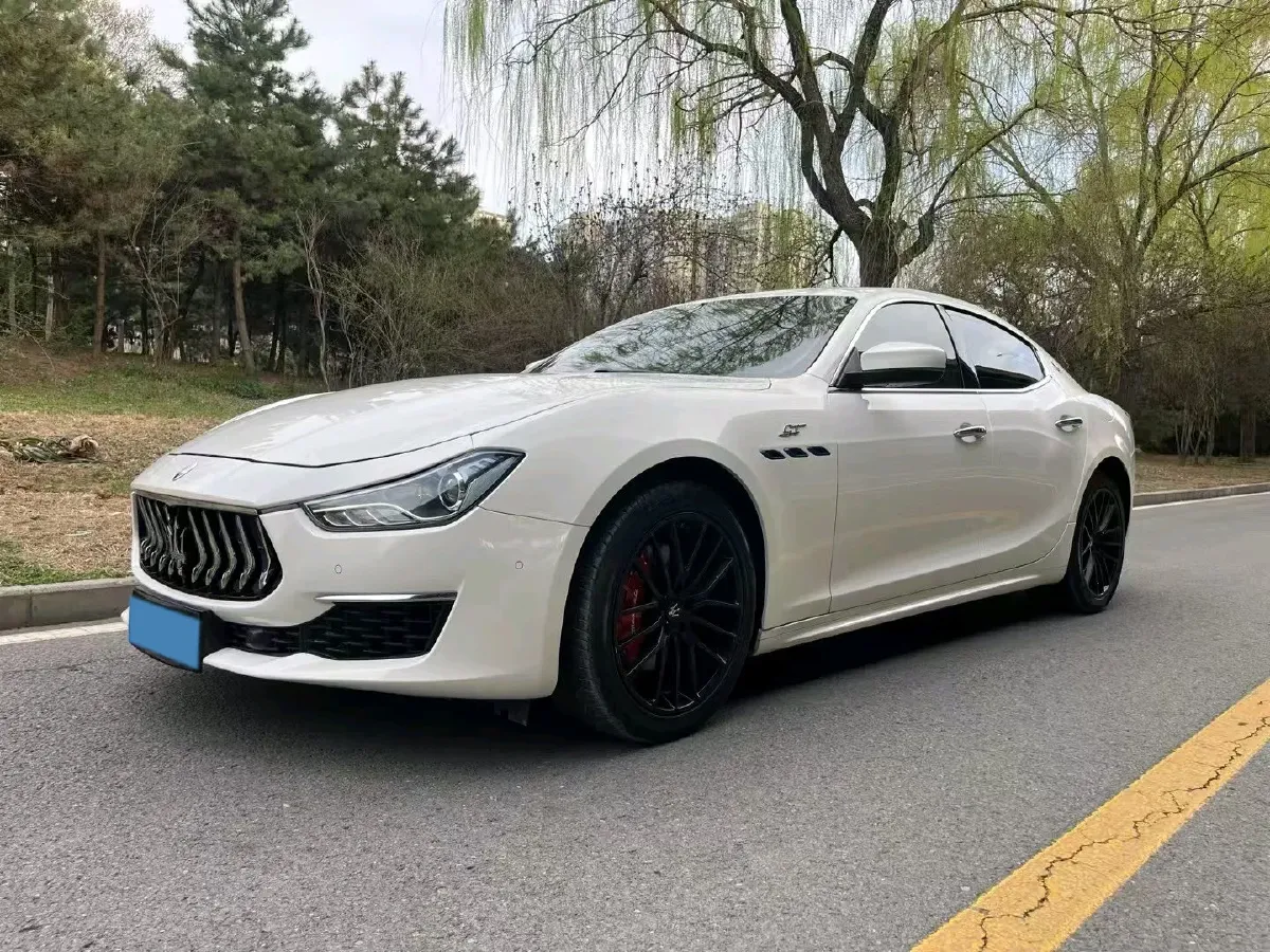 2022 Audi Q7 2.0T 245HP L4 8AT,autocango,china used car exporter,china ev exporter,chinese used car exporter,chinese used ev exporter