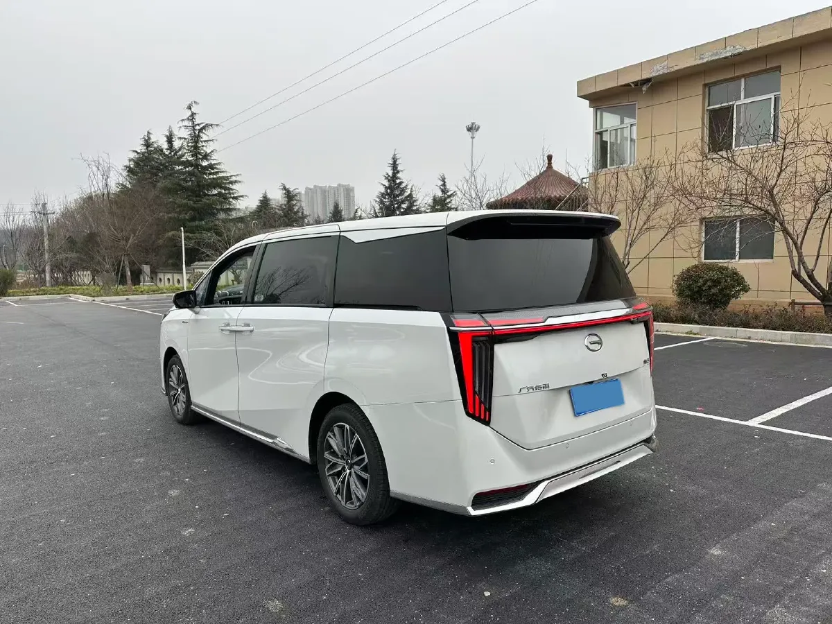 2024 GAC Trumpchi M8 2.0T 252HP L4 8AT,autocango,china used car exporter,china ev exporter,chinese used car exporter,chinese used ev exporter