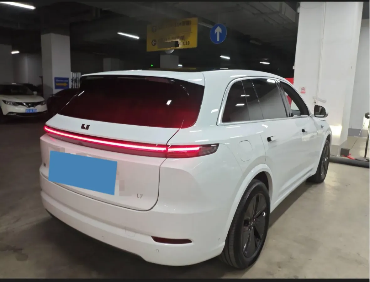 2024 Li L7 Range Extended 154HP REEV 42.8KWH,autocango,china used car exporter,china ev exporter,chinese used car exporter,chinese used ev exporter