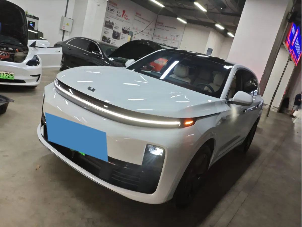 2024 Li L7 Range Extended 154HP REEV 42.8KWH,autocango,china used car exporter,china ev exporter,chinese used car exporter,chinese used ev exporter
