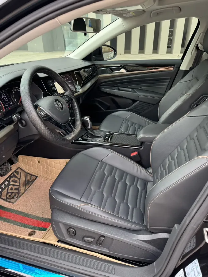 2019 Skoda Kodiak 2.0T 186HP L4 7DCT,autocango,china used car exporter,china ev exporter,chinese used car exporter,chinese used ev exporter