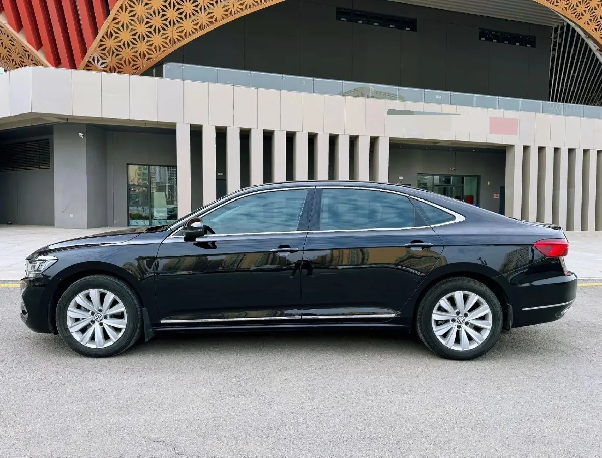 2019 Skoda Kodiak 2.0T 186HP L4 7DCT,autocango,china used car exporter,china ev exporter,chinese used car exporter,chinese used ev exporter