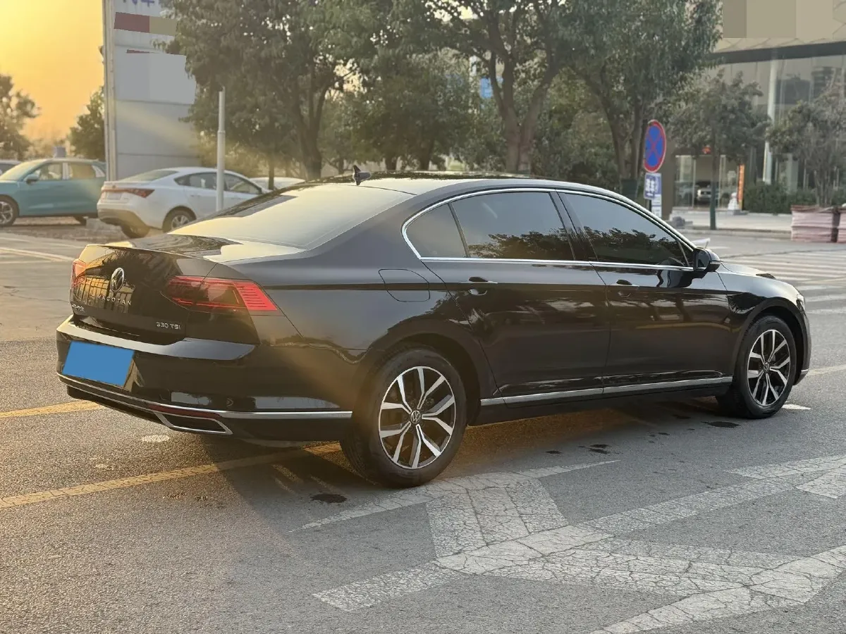 2020 Volkswagen Magotan 2.0T 186HP L4 7DCT,autocango,china used car exporter,china ev exporter,chinese used car exporter,chinese used ev exporter