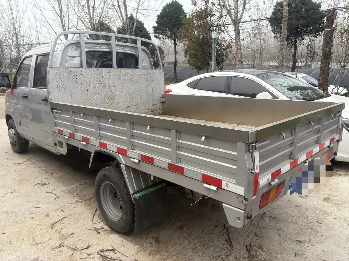 2021 WuLing RongGuang New Truck 1.8L 125HP L4 5MT,autocango,china used car exporter,china ev exporter,chinese used car exporter,chinese used ev exporter