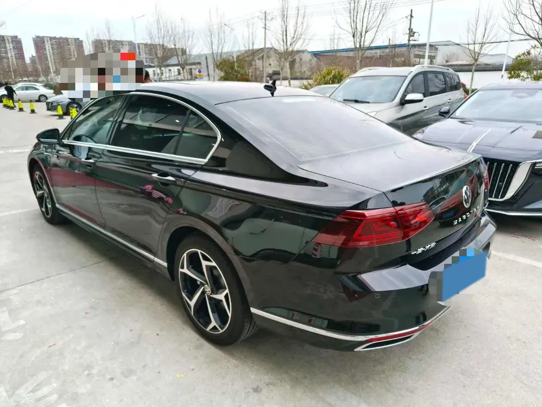 2025 Volkswagen Magotan 2.0T 186HP L4 7DCT,autocango,china used car exporter,china ev exporter,chinese used car exporter,chinese used ev exporter