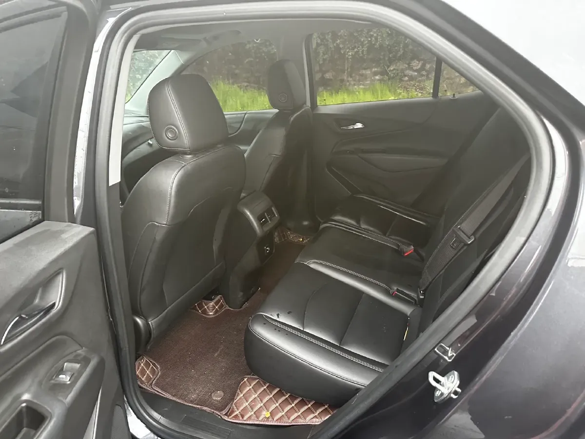 2022 Chevrolet Equinox 1.5T 169HP L4 6AT,autocango,china used car exporter,china ev exporter,chinese used car exporter,chinese used ev exporter