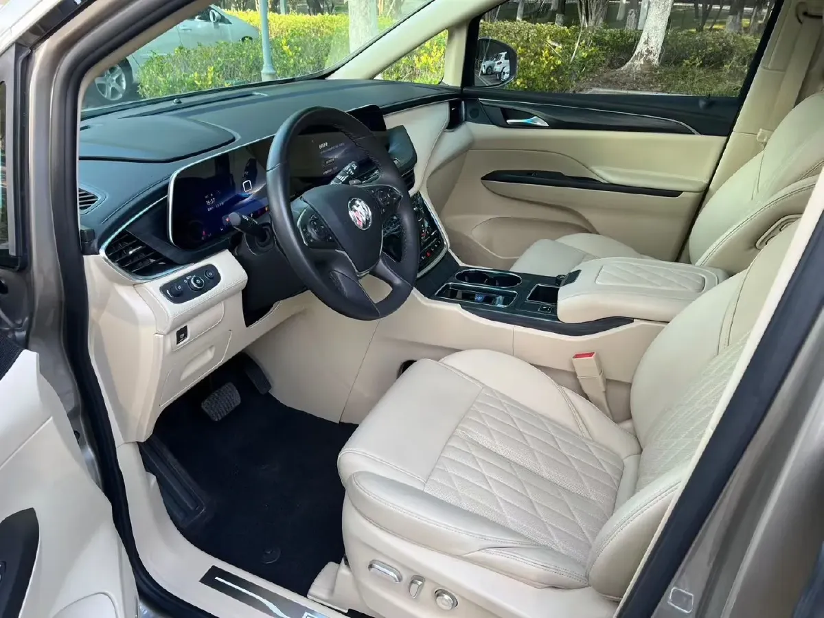 2023 Buick GL8 2.0T 237HP L4 9AT,autocango,china used car exporter,china ev exporter,chinese used car exporter,chinese used ev exporter