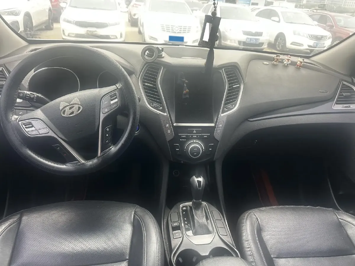 2015 Hyundai Santafe 2.0T 245HP L4 6AT,autocango,china used car exporter,china ev exporter,chinese used car exporter,chinese used ev exporter