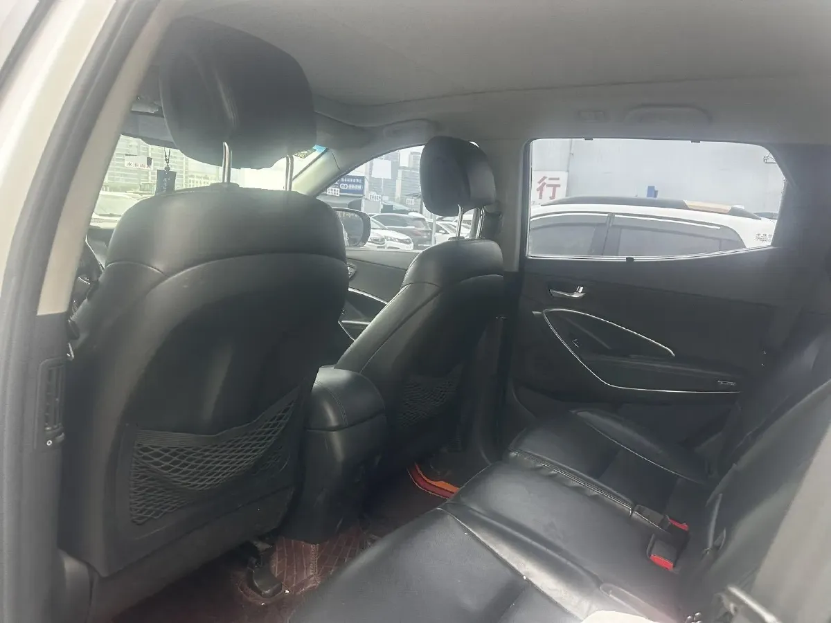 2015 Hyundai Santafe 2.0T 245HP L4 6AT,autocango,china used car exporter,china ev exporter,chinese used car exporter,chinese used ev exporter