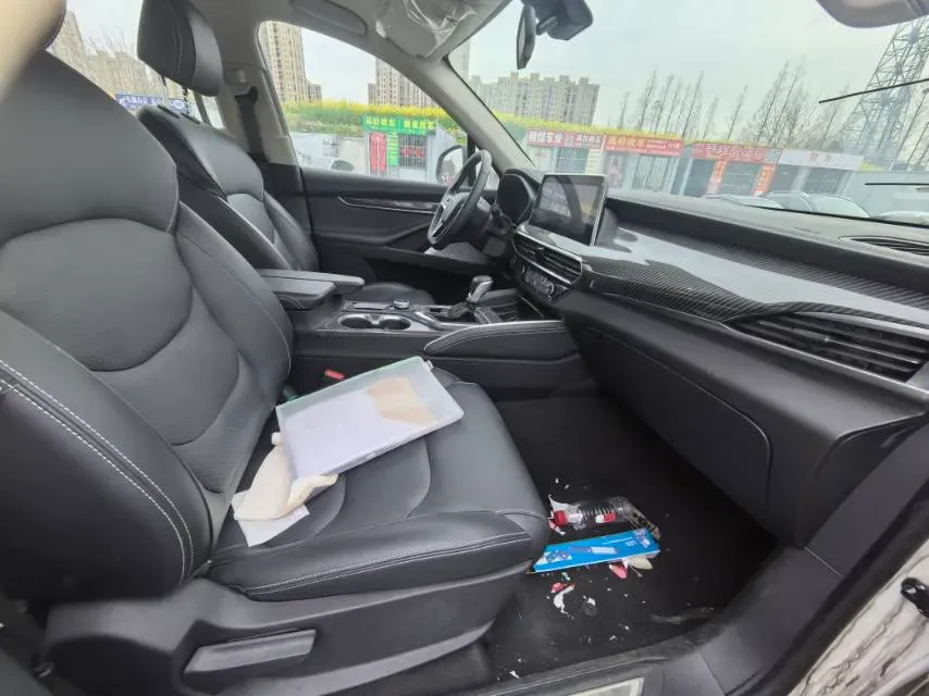 2017 MAXUS D90 2.0T 224HP L4 6AT,autocango,china used car exporter,china ev exporter,chinese used car exporter,chinese used ev exporter