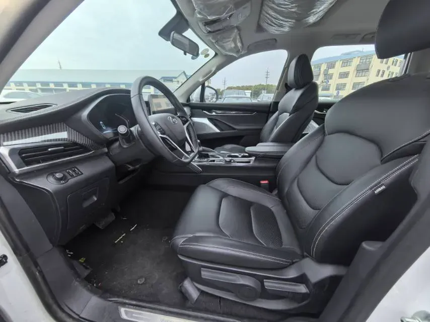 2017 MAXUS D90 2.0T 224HP L4 6AT,autocango,china used car exporter,china ev exporter,chinese used car exporter,chinese used ev exporter