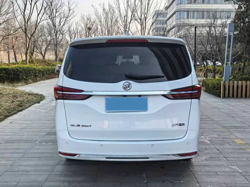 2022 Buick GL8 2.0T 237HP L4 9AT,autocango,china used car exporter,china ev exporter,chinese used car exporter,chinese used ev exporter