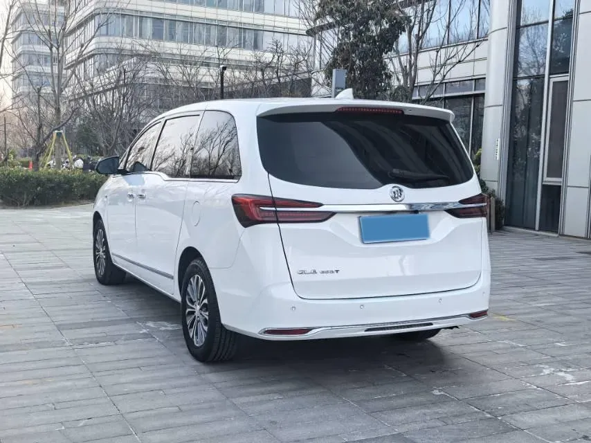 2022 Buick GL8 2.0T 237HP L4 9AT,autocango,china used car exporter,china ev exporter,chinese used car exporter,chinese used ev exporter