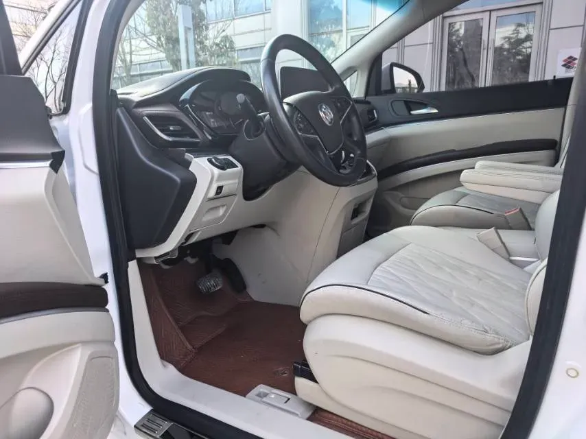 2022 Buick GL8 2.0T 237HP L4 9AT,autocango,china used car exporter,china ev exporter,chinese used car exporter,chinese used ev exporter